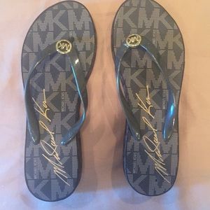 Micheal Kors Flip Flops